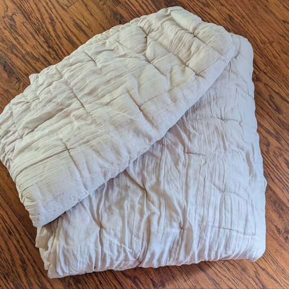 West Elm Bedding West Elm Knot Quilted Bedspread Comforter Shams